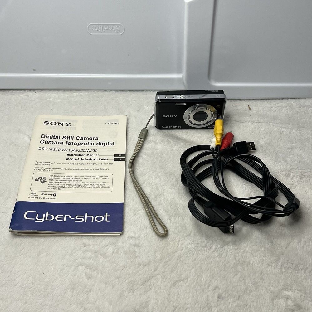 SONY Cybershot DSC-W230 12.1MP Black Digital Camera Extras Powers On For Parts